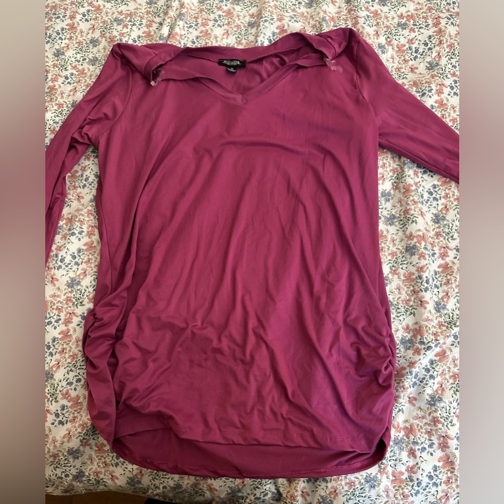 Rouge collection pink sweater